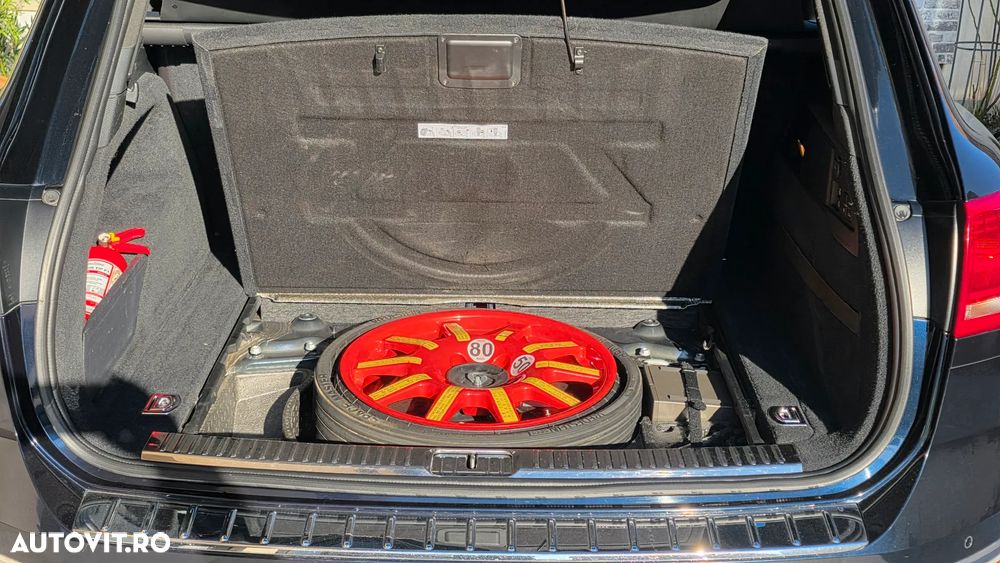 Volkswagen Touareg 3.0 V6 TDI SCR Blue Motion DPF Automatik Executive Edition - 23