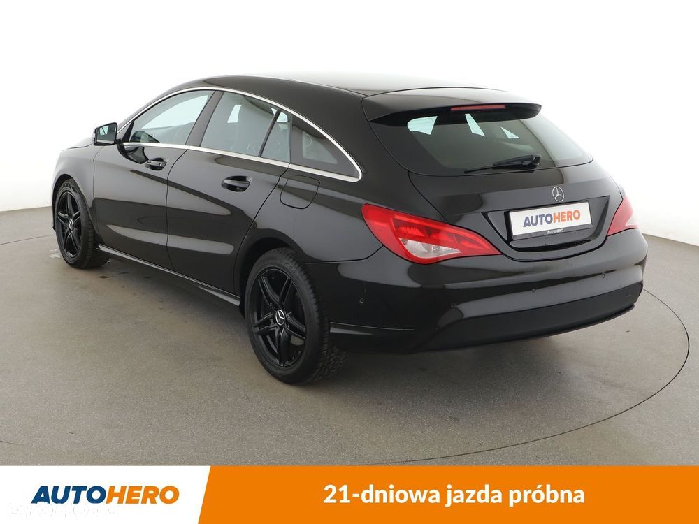 Mercedes-Benz CLA - 4