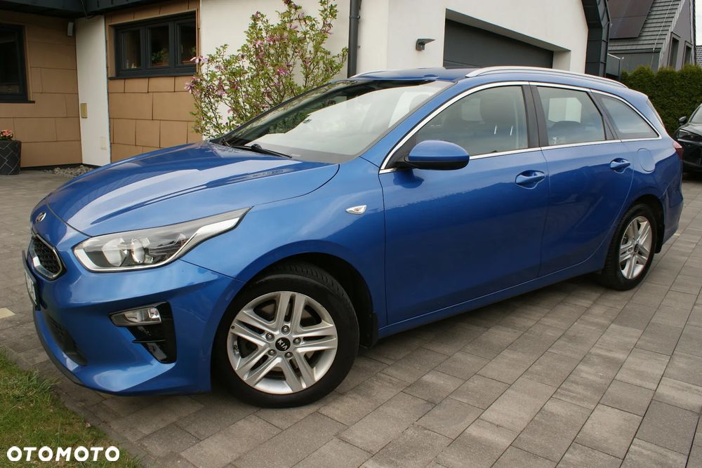 Kia Ceed 1.6 CRDi Eco-Dynamics+ (48V Mild-Hybrid) DCT7 Vision - 8
