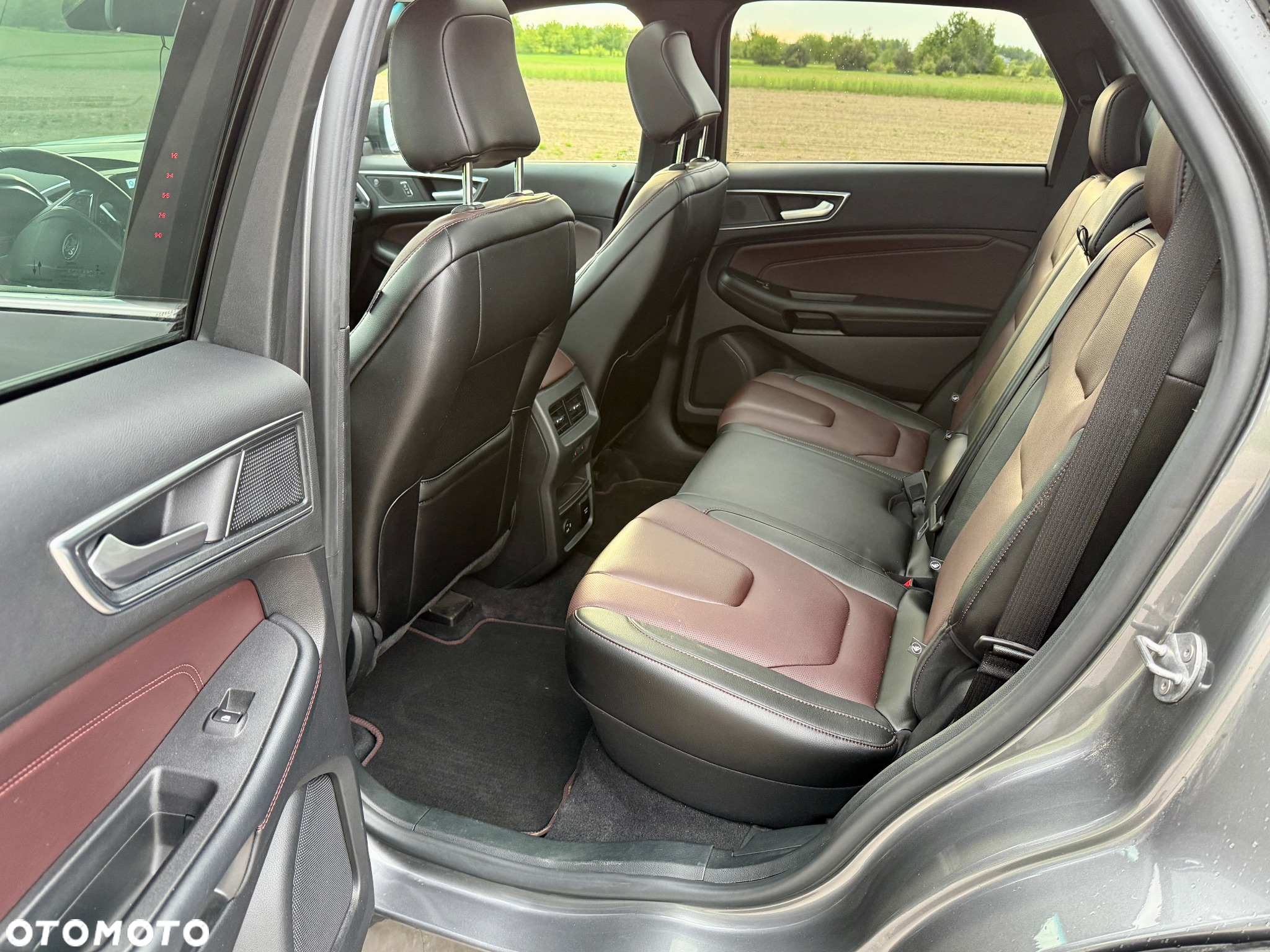 Ford Edge - 13