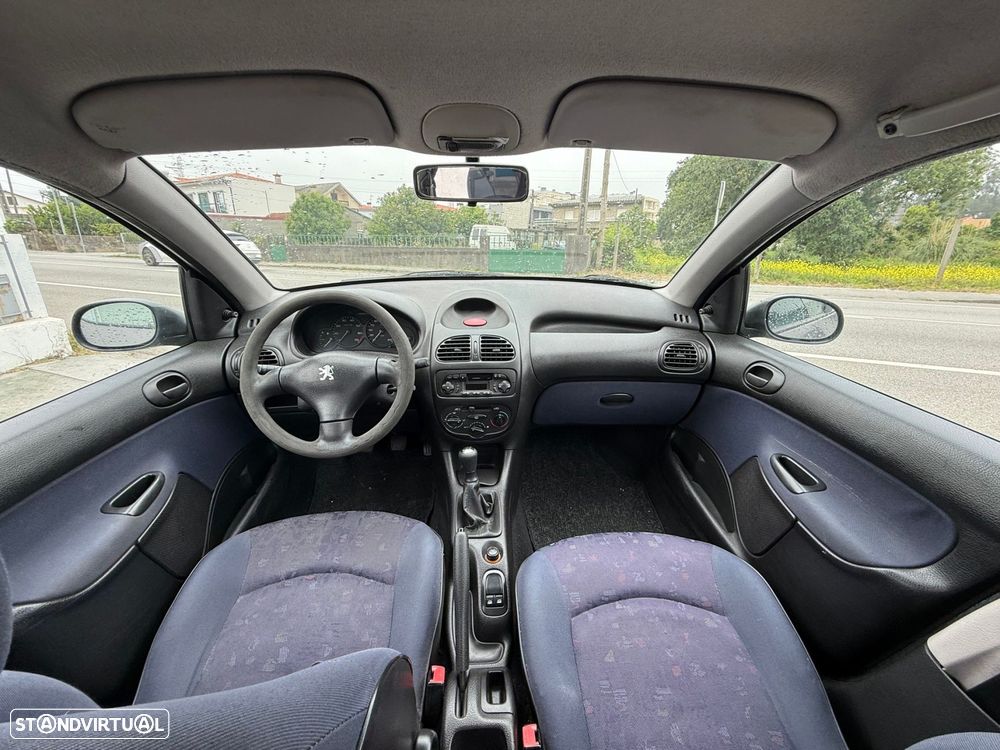 Peugeot 206 1.1 XR - 12