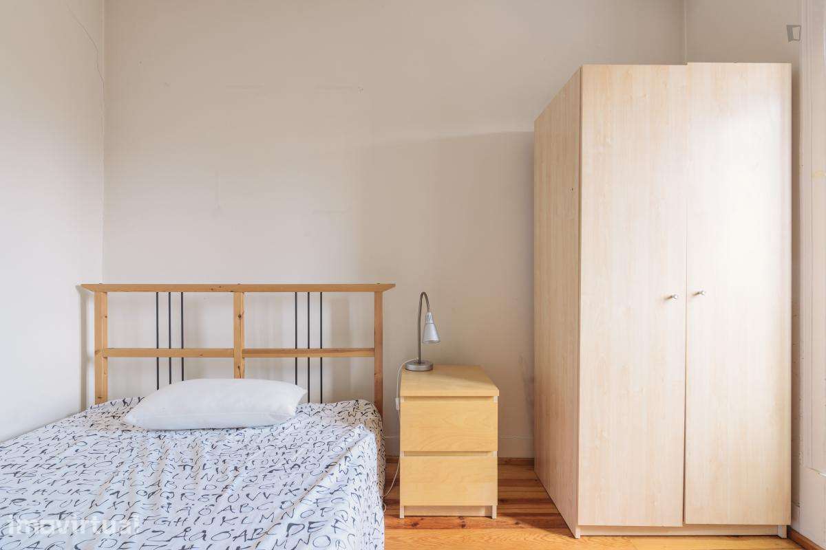 Quarto - localizado em Entrecampos Lisbon - Grande imagem: 4/16