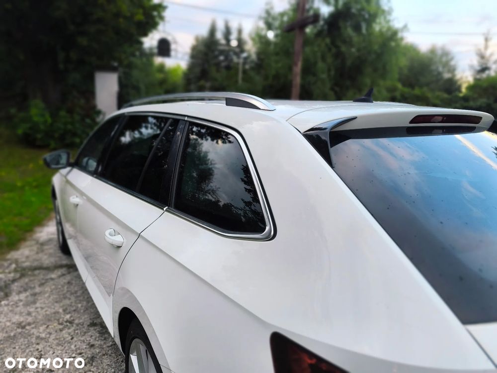 Skoda Superb 2.0 TDI L&K - 17