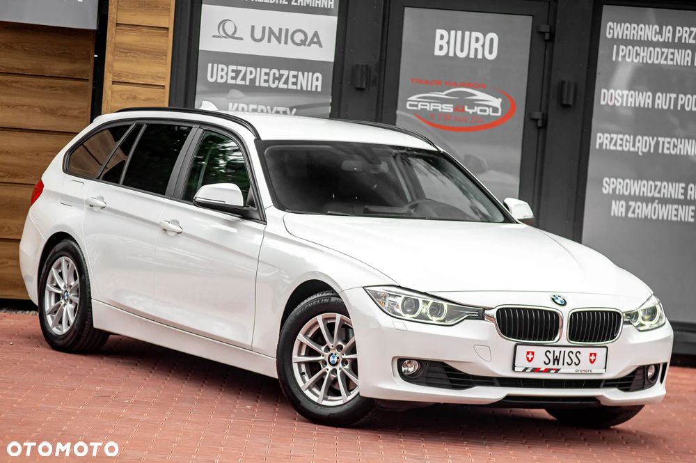 BMW Seria 3 320i Modern Line - 4