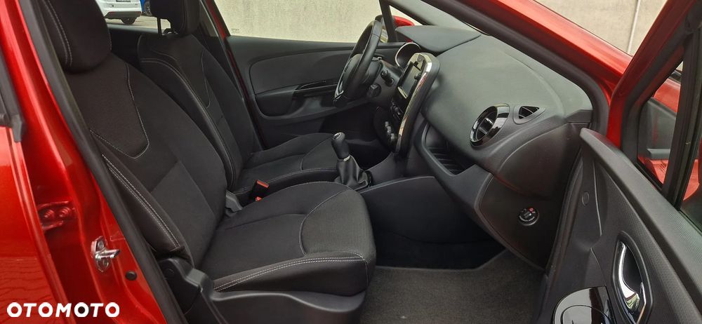 Renault Clio 1.2 16V 75 Business - 14