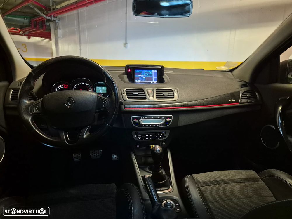 Renault Mégane Sport Tourer 1.5 dCi GT Line - 33