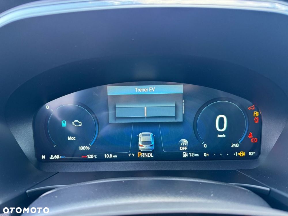 Ford Kuga 2.5 Duratec FHEV SOUND EDITION - 7