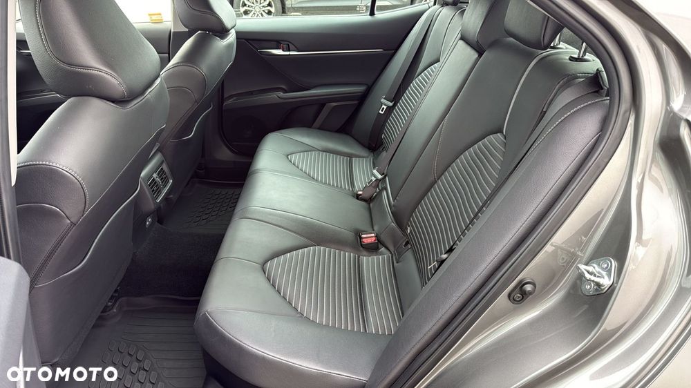 Toyota Camry 2.5 Hybrid Prestige CVT - 13