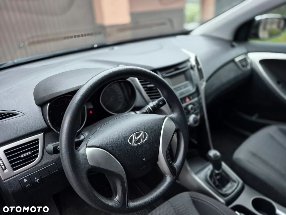Hyundai i30 1.4 Advantage - 14