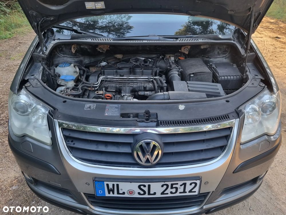 Volkswagen Touran 2.0 TDI DPF Highline DSG - 34