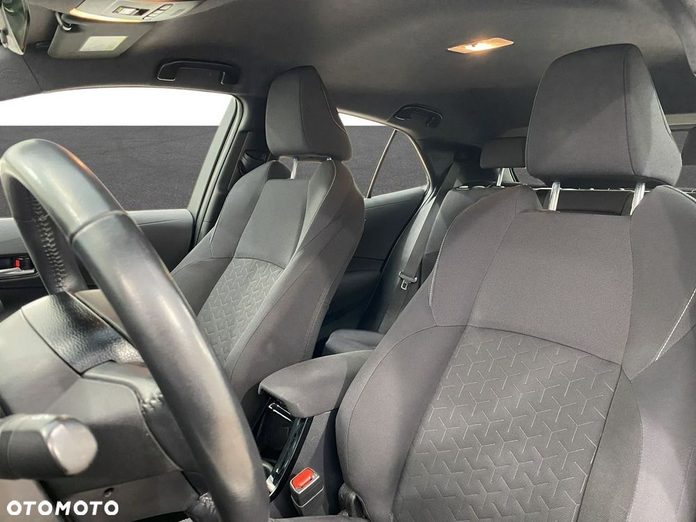 Toyota Corolla - 11