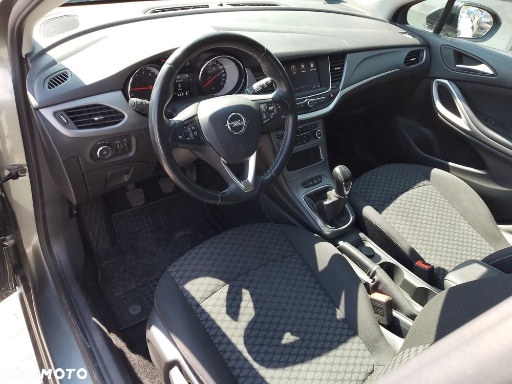 Opel Astra 1.2 T Edition S&S - 14