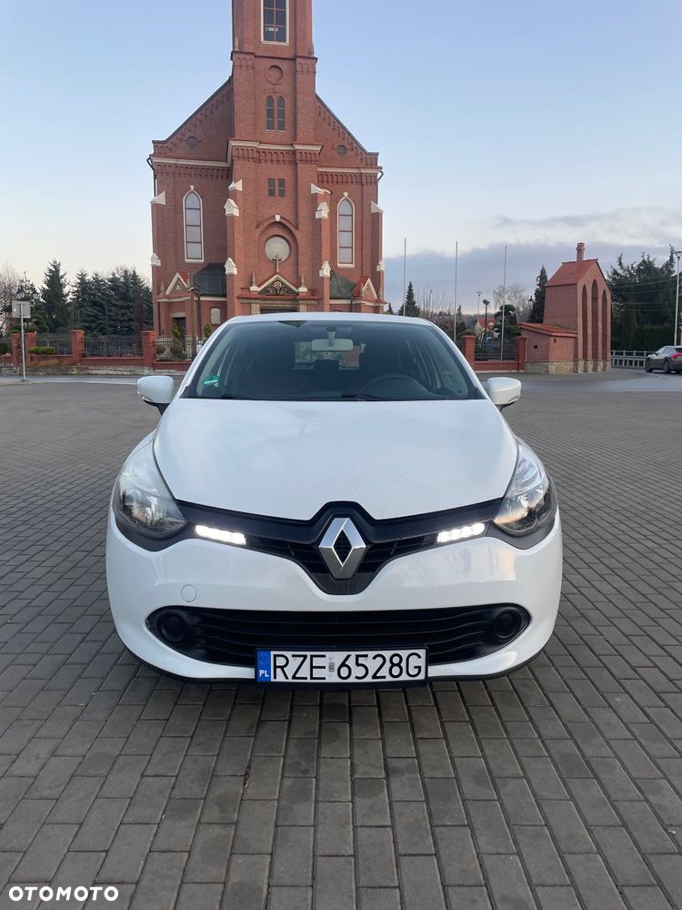 Renault Clio 1.2 16V 75 Experience - 5