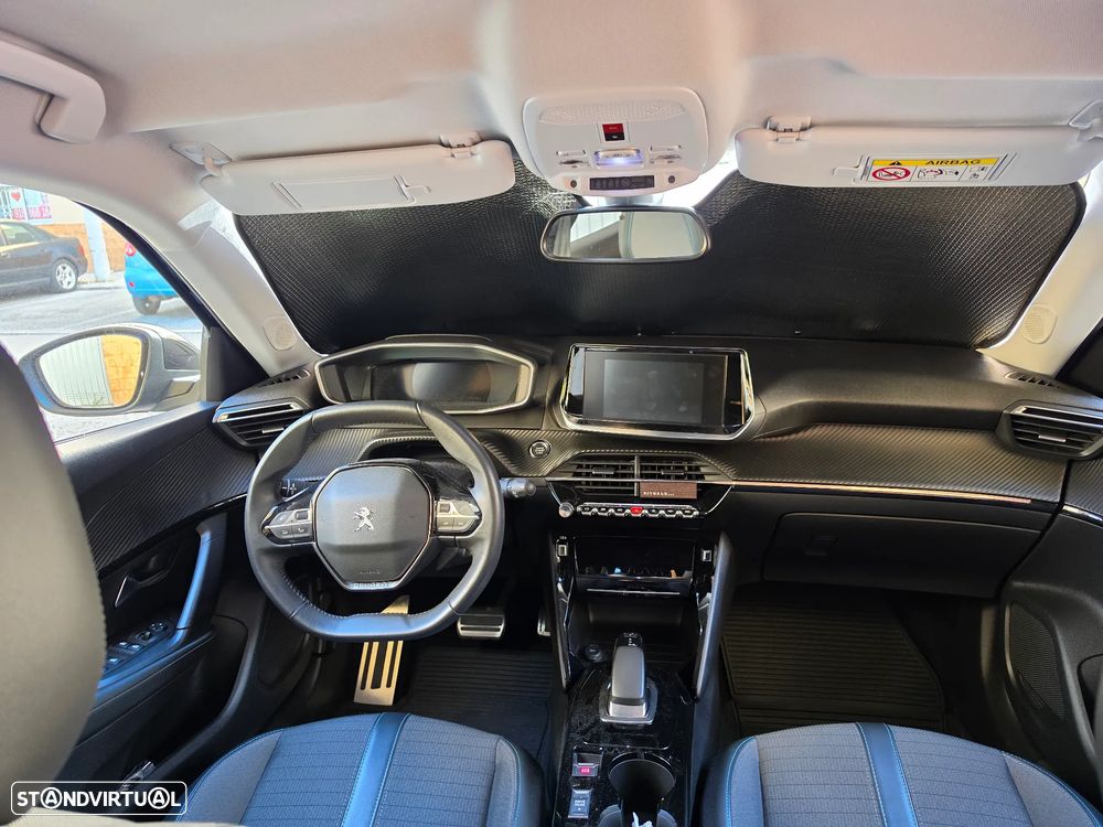 Peugeot e-2008 Allure Pack - 6