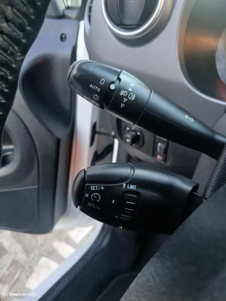 Citroën Berlingo 1.6 BlueHDi XTR - 25