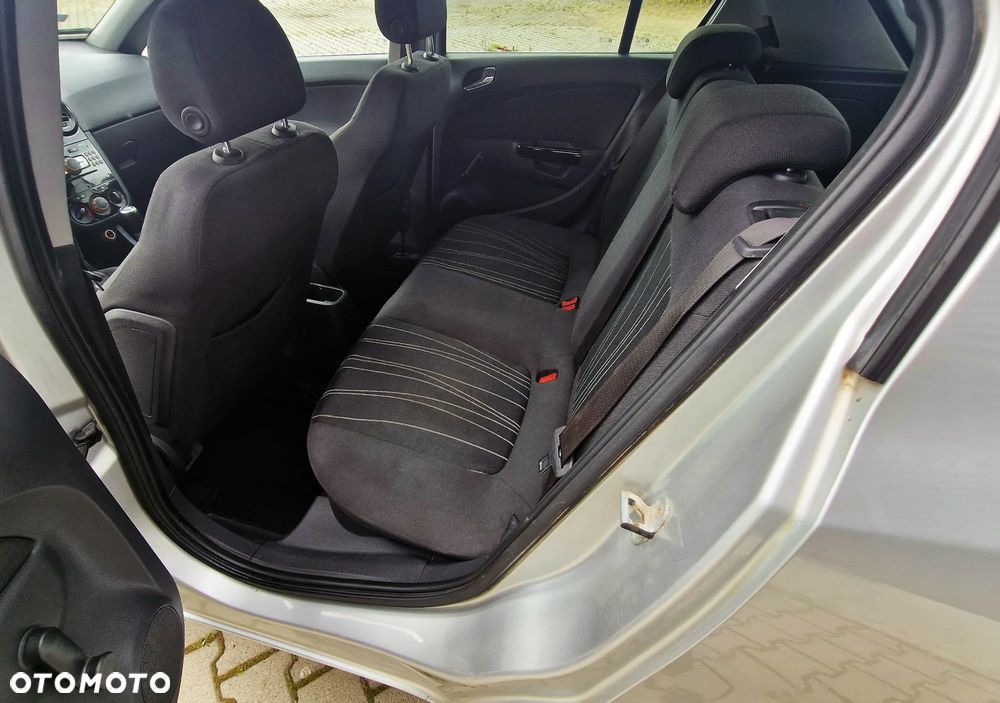 Opel Corsa 1.2 16V 111 - 10