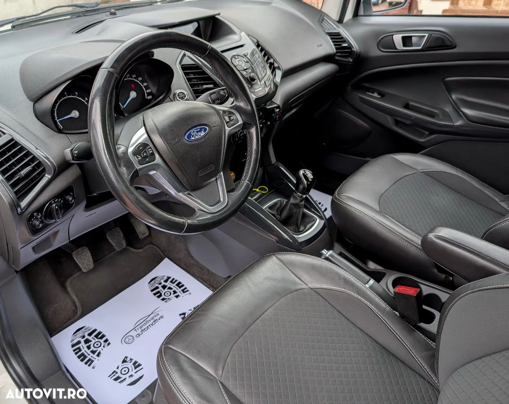 Ford EcoSport - 10