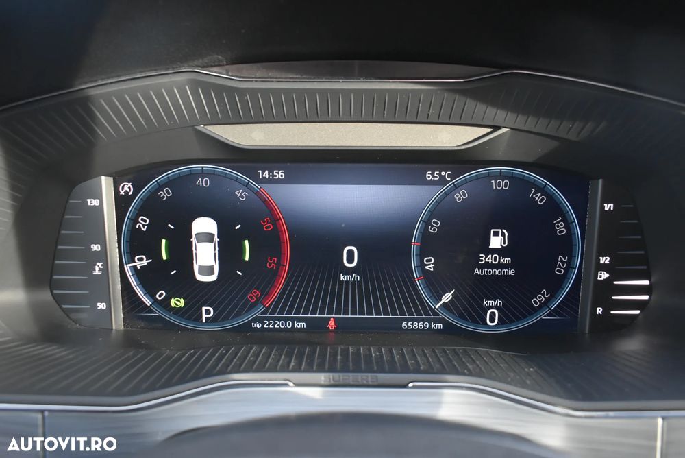 Skoda Superb 2.0 TDI DSG Ambition - 5