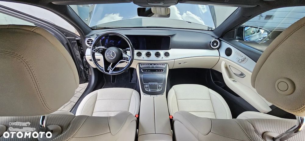 Mercedes-Benz Klasa E - 15