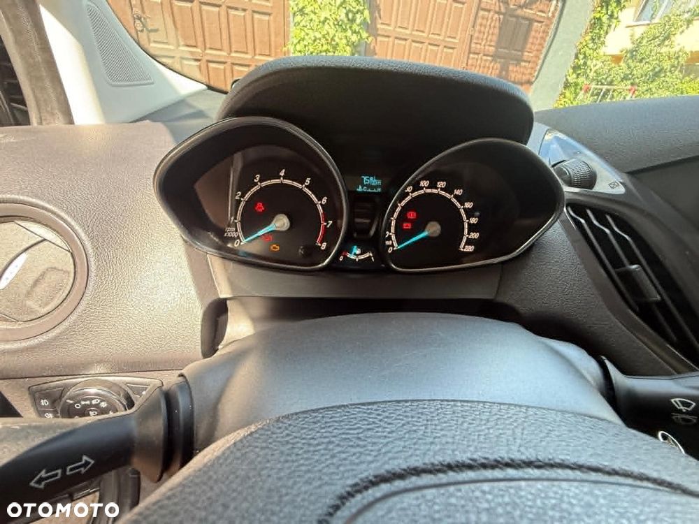 Ford Tourneo Courier 1.0 EcoBoost Titanium - 20