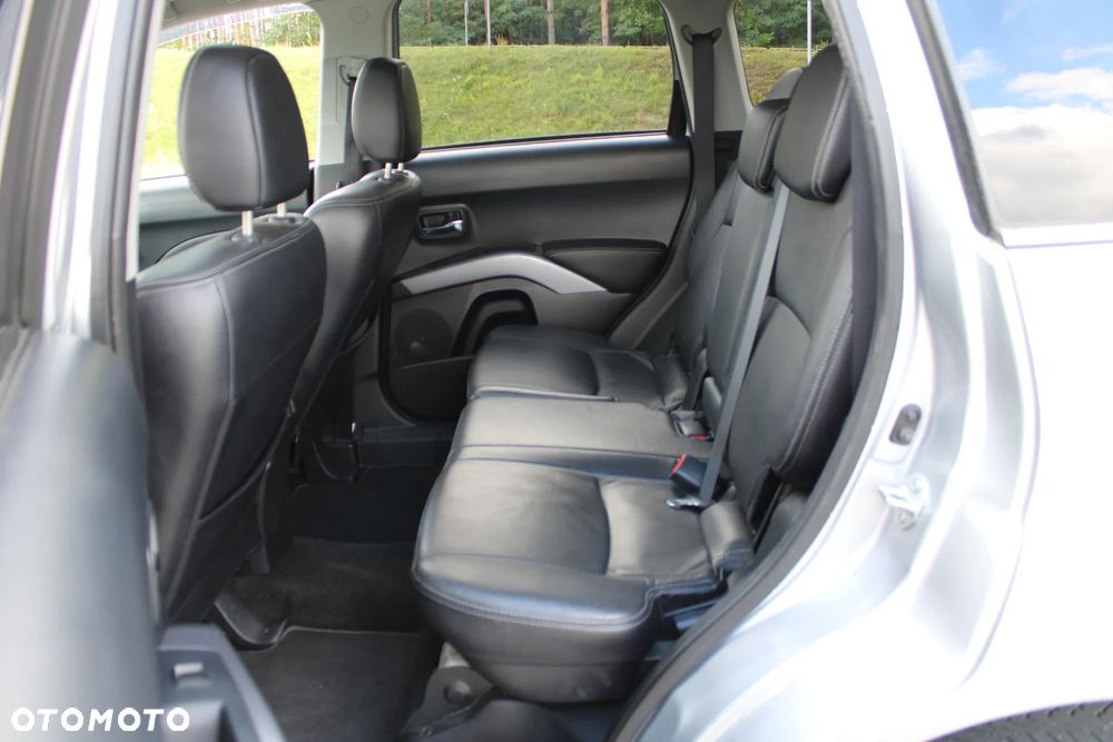 Peugeot 4007 - 21