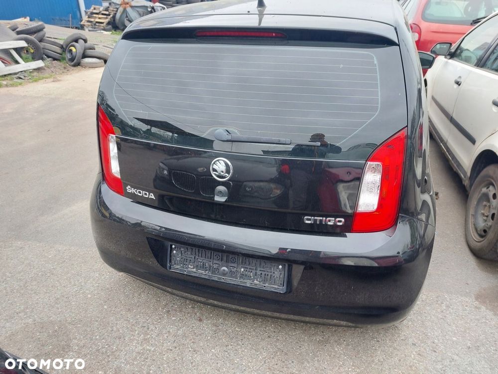 Skoda Citigo lampa tylna prawa - 1