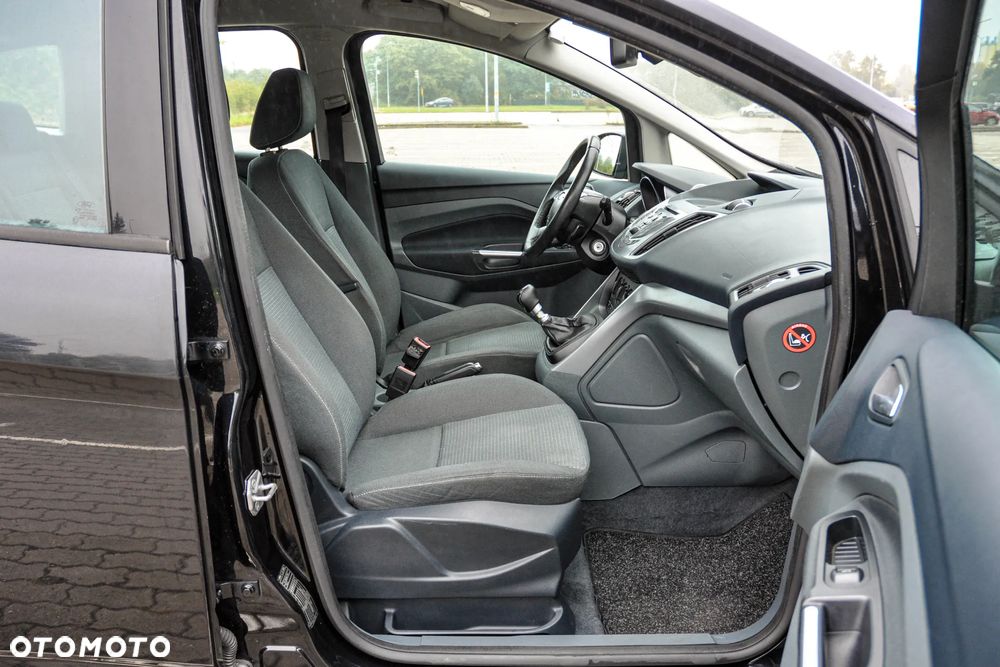 Ford C-MAX - 11