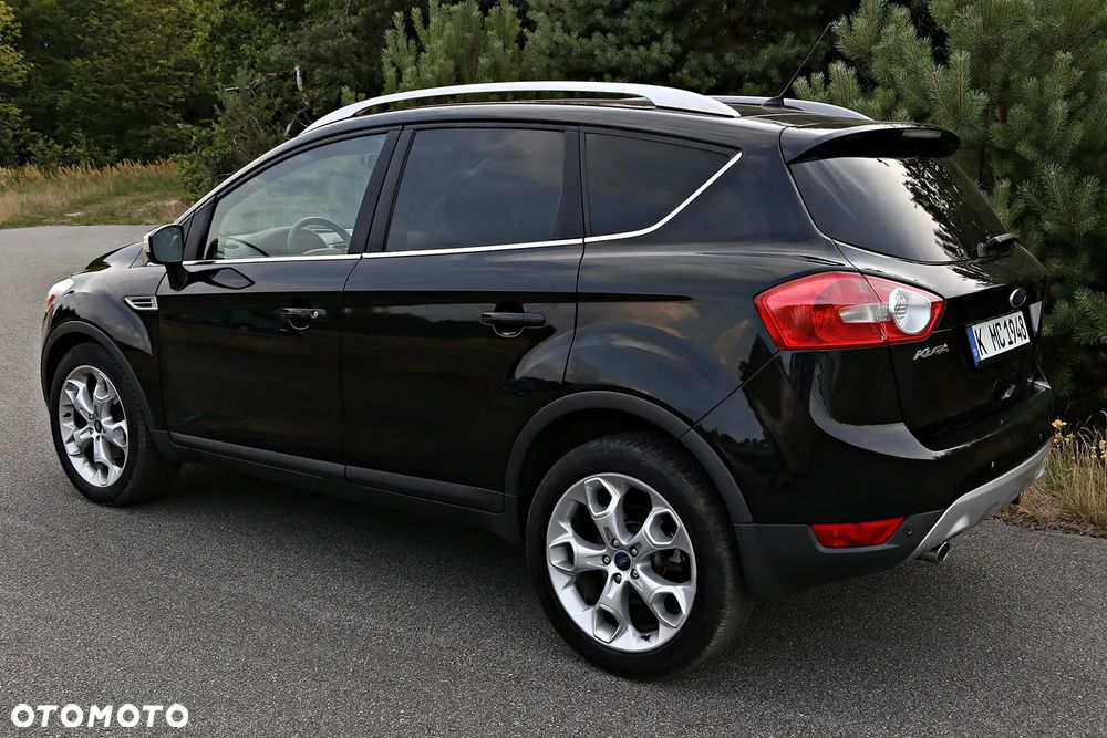 Ford Kuga 2.0 TDCi 2x4 Titanium - 27