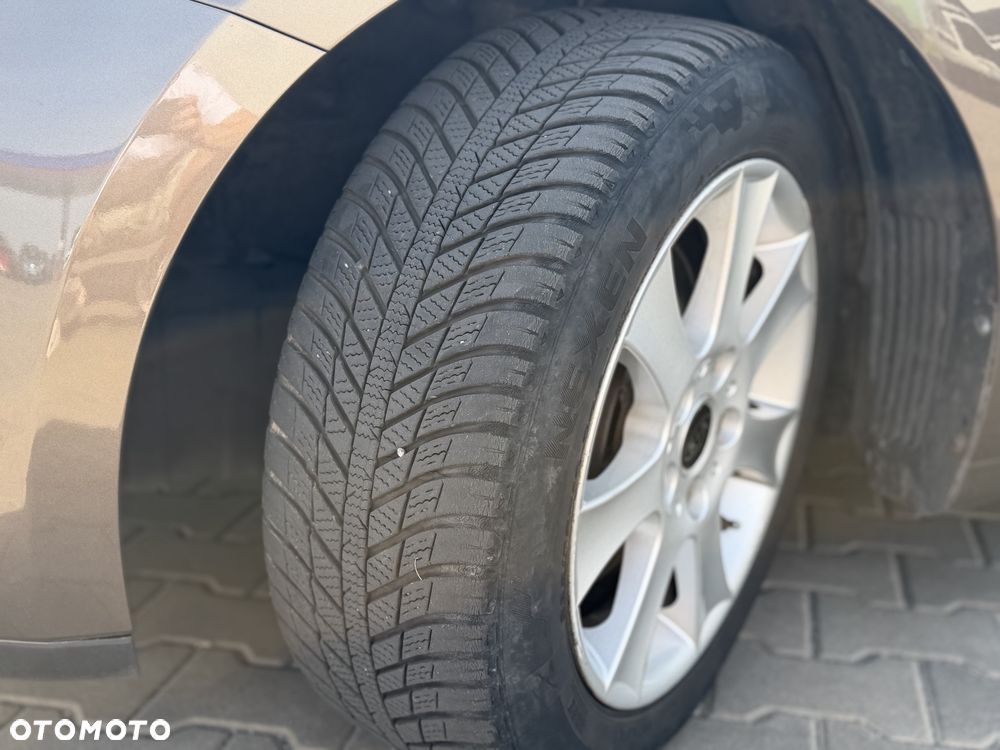 Kia Ceed - 4