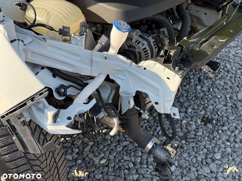 Volvo XC 40 T3 Momentum Pro - 6