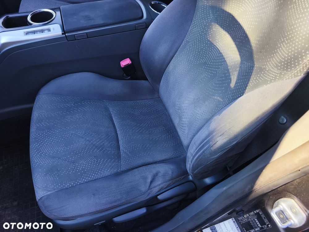 Toyota Prius+ (Hybrid) Comfort - 11