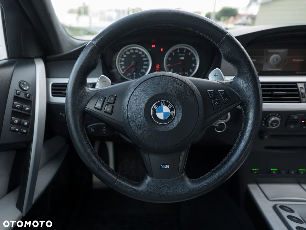 BMW M5 - 24