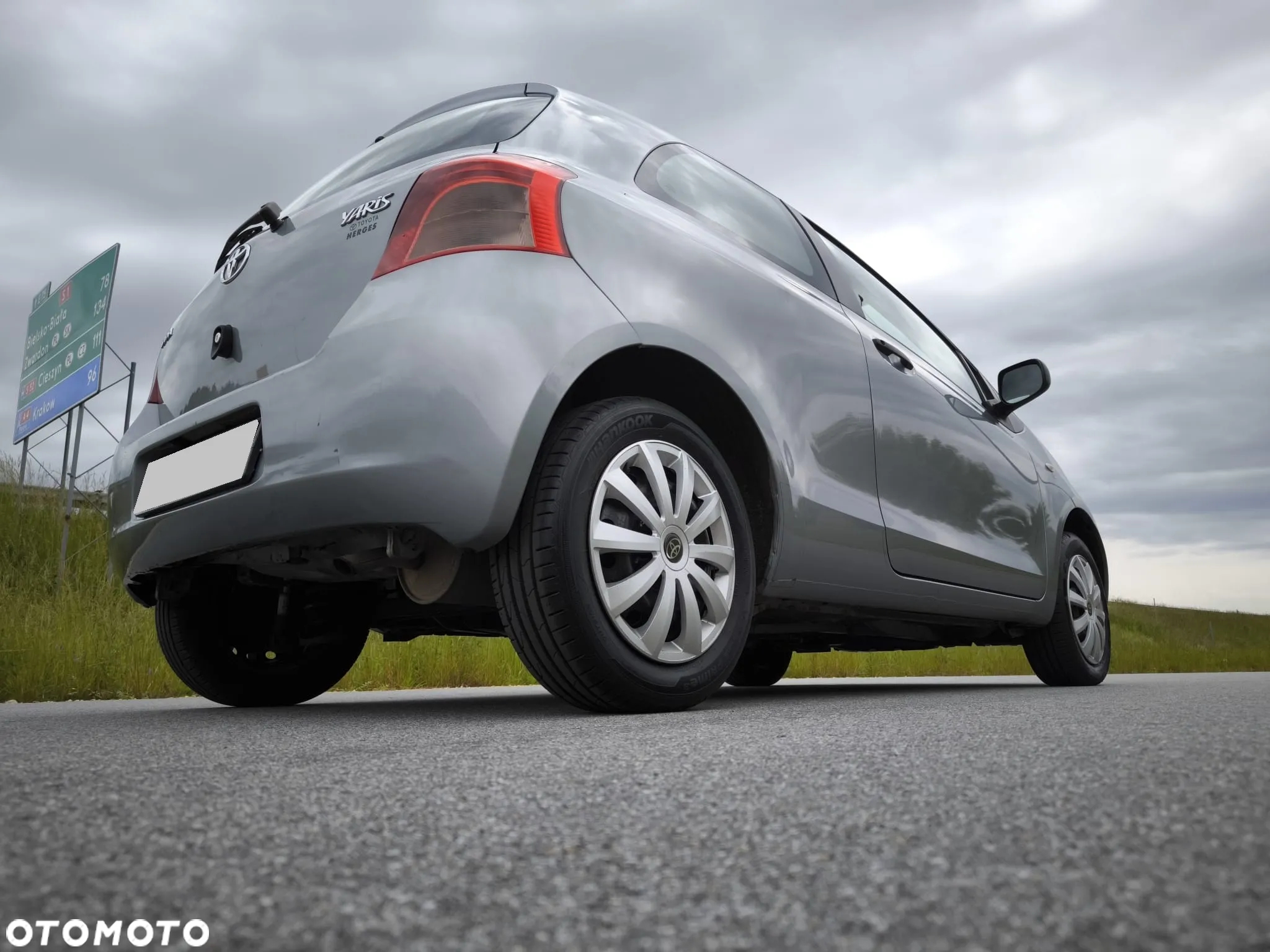 Toyota Yaris 1.0 VVT-i Cool Edition - 7