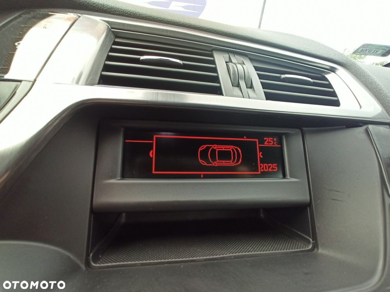 Citroën DS5 2.0 HDi Hybrid4 SoChic MCP - 18