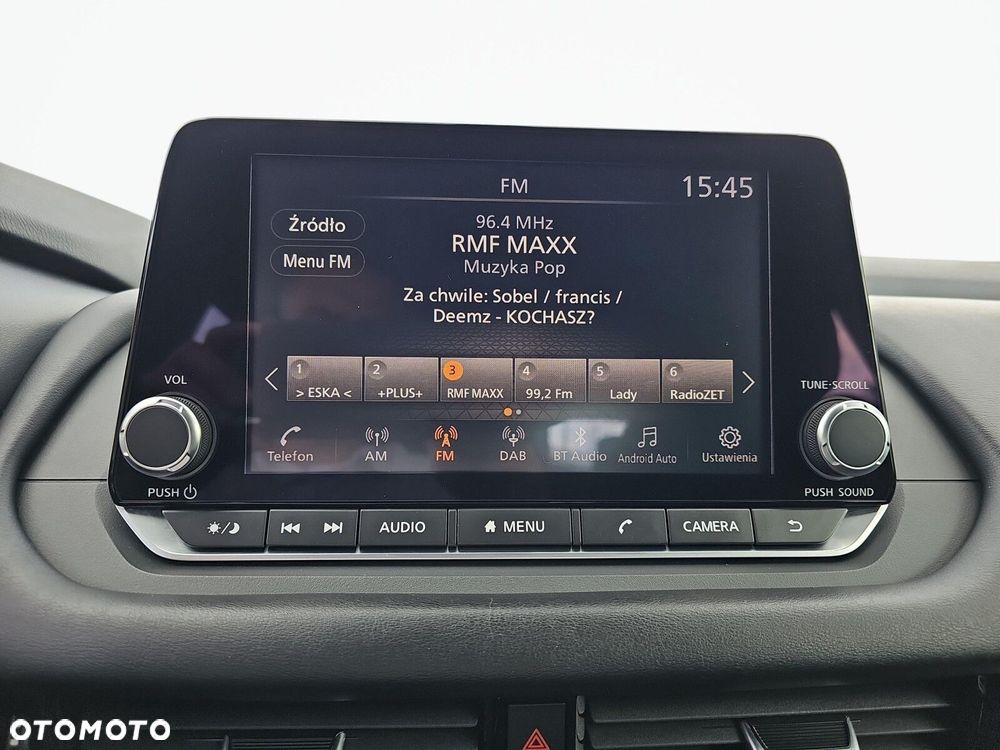 Nissan Qashqai - 25