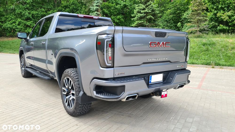 GMC Sierra - 4