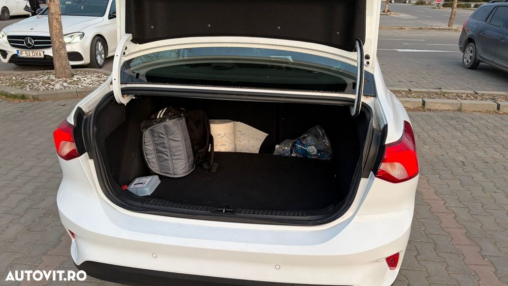 Ford Focus 1.0 EcoBoost Trend Edition - 7