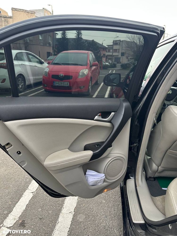 Honda Accord 2.2 i-DTEC Executive - 11