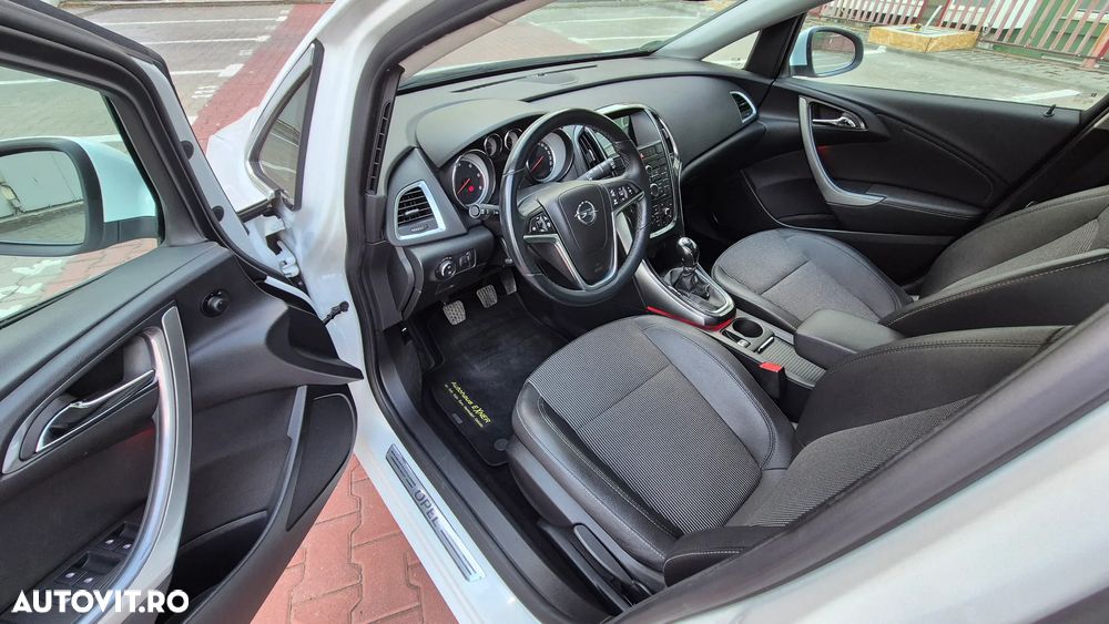 Opel Astra 1.7 CDTI DPF Cosmo - 7