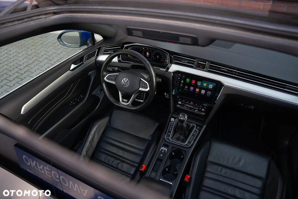 Volkswagen Passat 2.0 TDI SCR Highline - 27