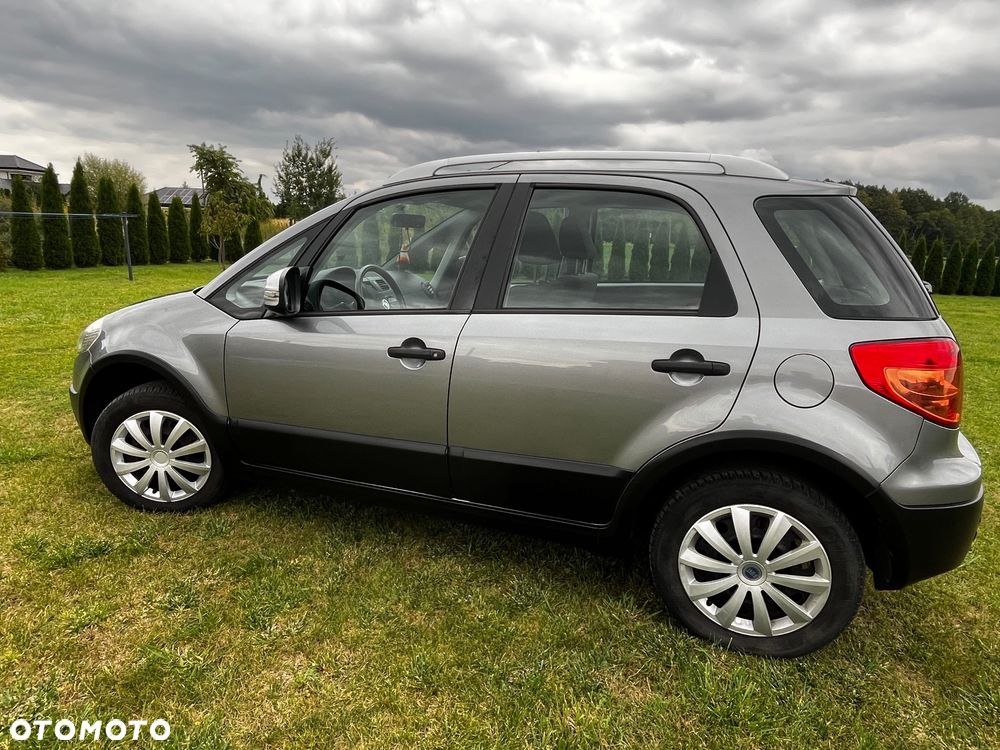Fiat Sedici 1.6 16V 4x4 Emotion - 18