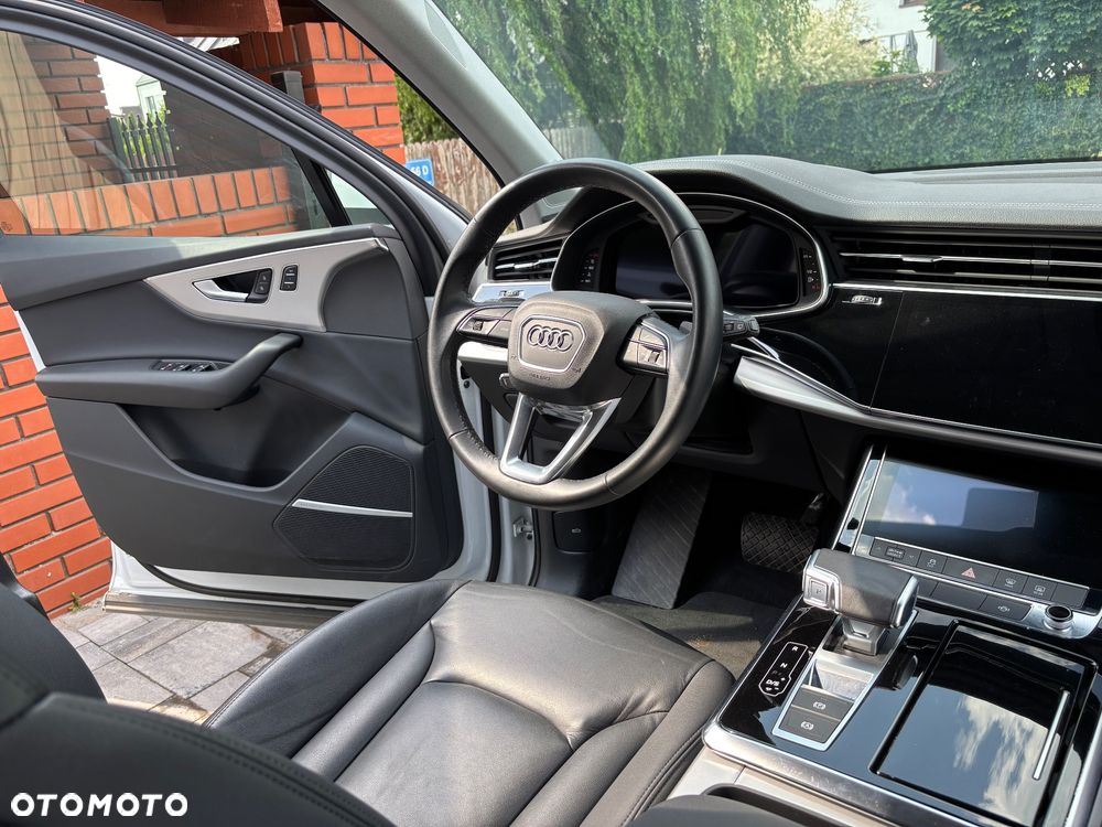 Audi Q7 55 TFSI mHEV Quattro S Line Tiptr - 12