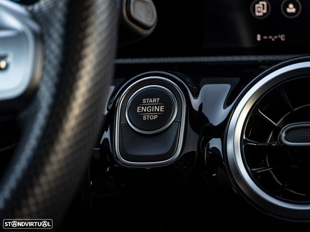 Mercedes-Benz CLA 250 - 16
