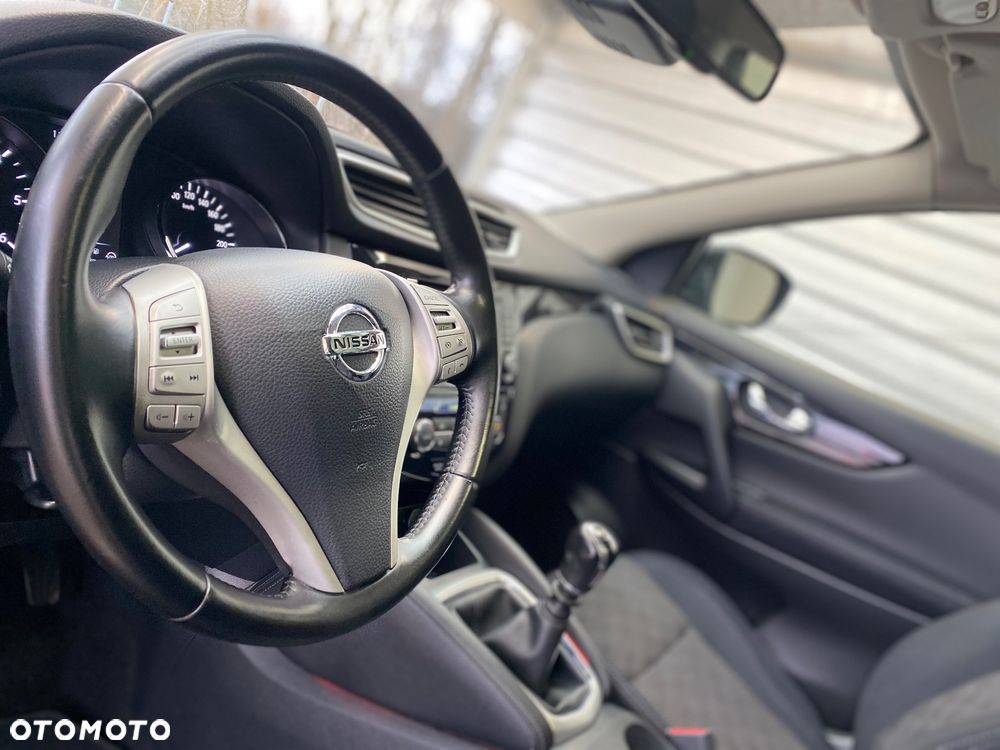 Nissan Qashqai 1.5 dCi Tekna - 32