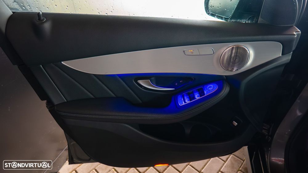 Mercedes-Benz GLC 300 de Coupe 4Matic 9G-TRONIC AMG Line Plus - 12