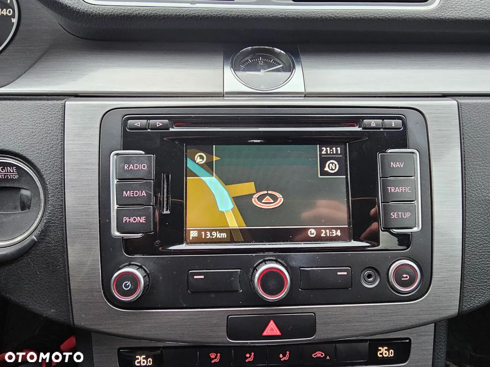 Volkswagen Passat 2.0 TDI Highline - 20
