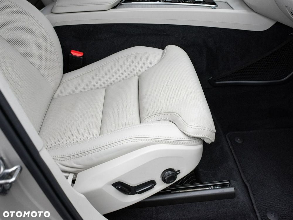Volvo XC 60 - 29