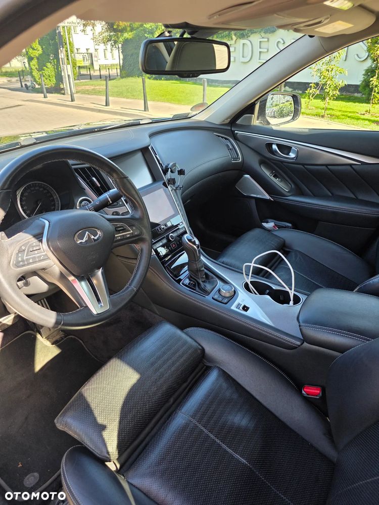 Infiniti Q50 2.0t Sport Tech EU6 - 15
