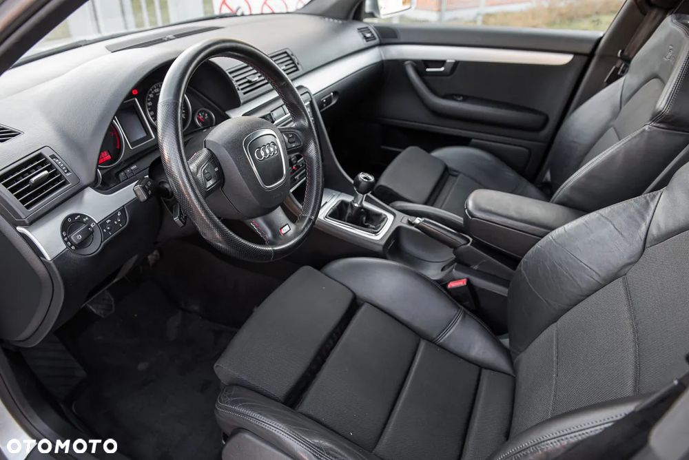 Audi A4 Avant - 15