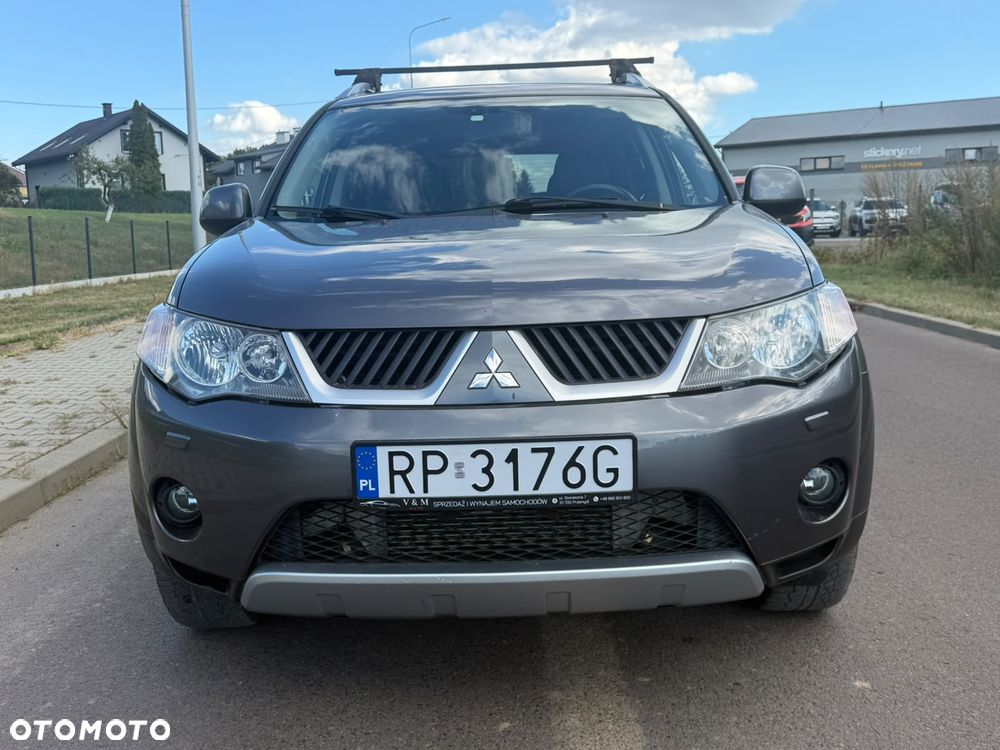Mitsubishi Outlander 2.0 DI-D 4WD Intense - 9